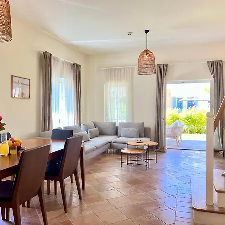 Villa 97, Spacious 3br In Portville, Gocek