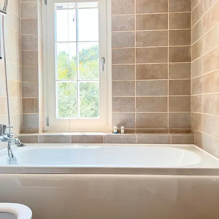 97, Spacious 3br In Portville, Gocek Villa *